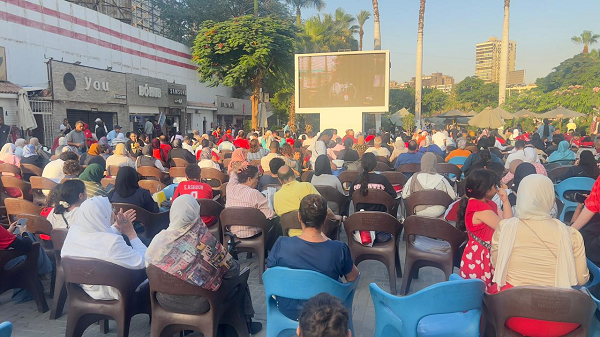 أجواء مميزة لأعضاء النادي لمؤازرة منتخب مصر أمام الأرجنتين